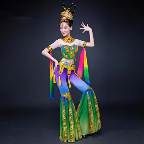 (0177) Chinese classical moon legend Dunhuang flying dance costumes woman sequins Thailand folk dance dance party clothes
(0177) Chinese classical moon legend Dunhuang flying dance costumes woman sequins Thailand folk dance dance party clothes