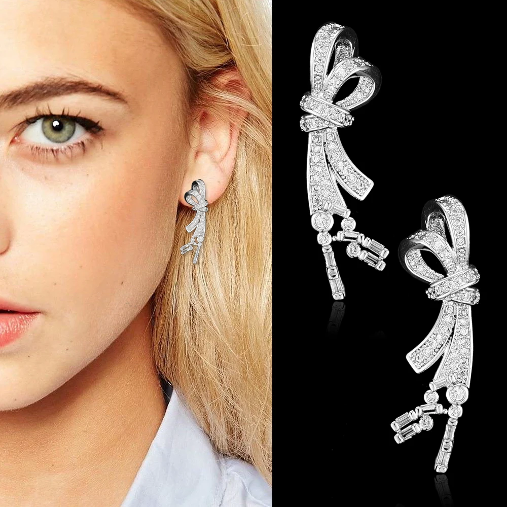 2019 Exquisite Brand Bow Cubic Zirconia Girls Earrings Fashion Gold/Rosegold Colors Stud korean Earrings for Women Gift
2019 Exquisite Brand Bow Cubic Zirconia Girls Earrings Fashion Gold/Rosegold Colors Stud korean Earrings for Women Gift