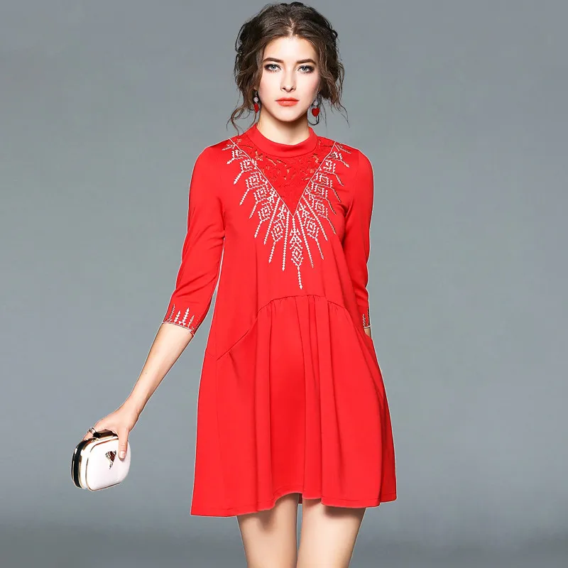 High-end New Autumn Women Embroidered Patchwork A-line Dresses Female Loose Three Quarter Sleeve Dress
High-end New Autumn Women Embroidered Patchwork A-line Dresses Female Loose Three Quarter Sleeve Dress
