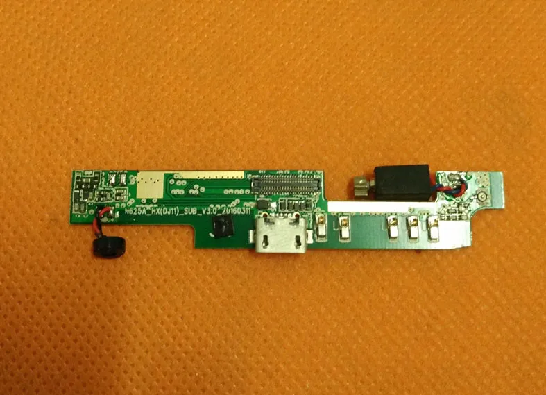 Used Original USB Plug Charge Board For UMI Touch X MTK6735A Quad Core 5.5" FHD 1920x1080 free shipping
Used Original USB Plug Charge Board For UMI Touch X MTK6735A Quad Core 5.5" FHD 1920x1080 free shipping