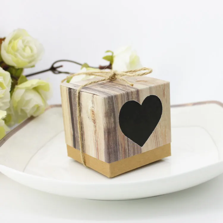 Festive Party Supplies Event Folding paperboard Love Candy Wedding Packaging Sugar Gift Boxes with Hemp Rope 50pc/lot
Festive Party Supplies Event Folding paperboard Love Candy Wedding Packaging Sugar Gift Boxes with Hemp Rope 50pc/lot