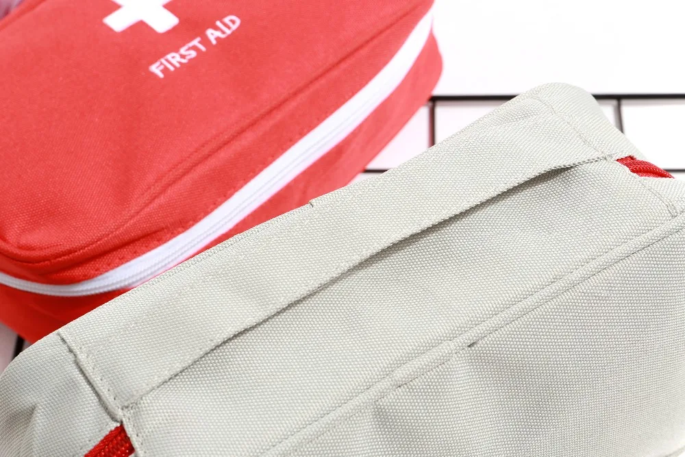1 Piece Portable First Aid Emergency Medical Kit Survival bag Hunt Travel Bag Home First Aid Emergency Medical Kit
1 Piece Portable First Aid Emergency Medical Kit Survival bag Hunt Travel Bag Home First Aid Emergency Medical Kit