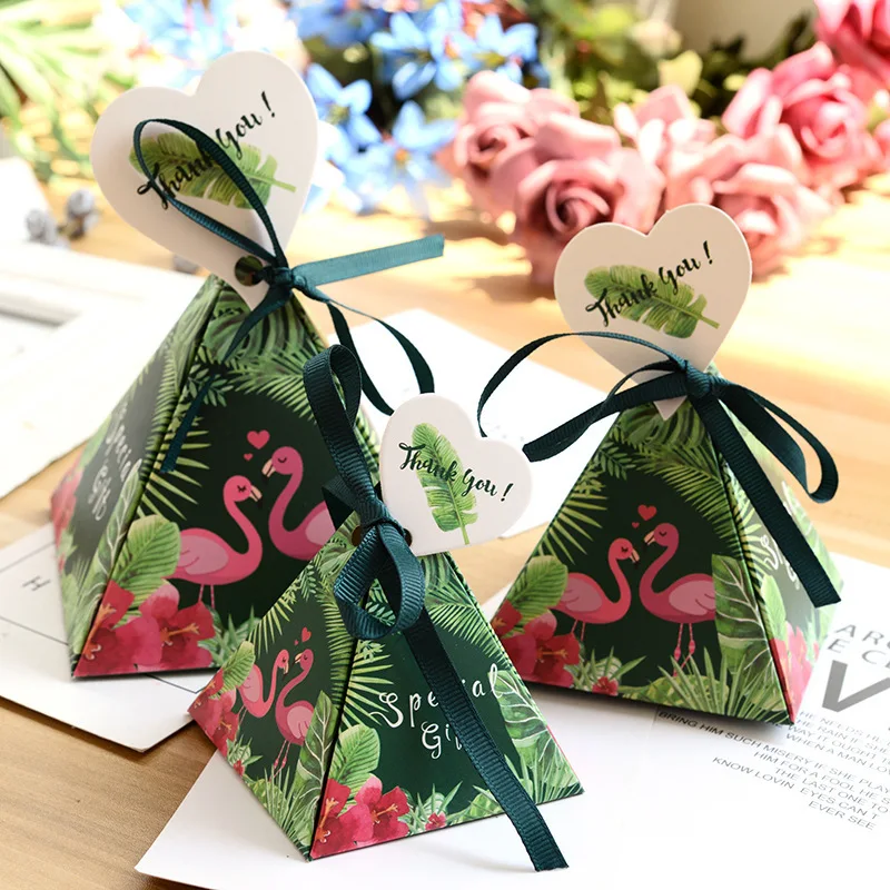 Candy Gift Box Triangular Pyramid Wedding Favor Candy Boxes For Party Favors Decoration Baby Shower Party Supplies
Candy Gift Box Triangular Pyramid Wedding Favor Candy Boxes For Party Favors Decoration Baby Shower Party Supplies