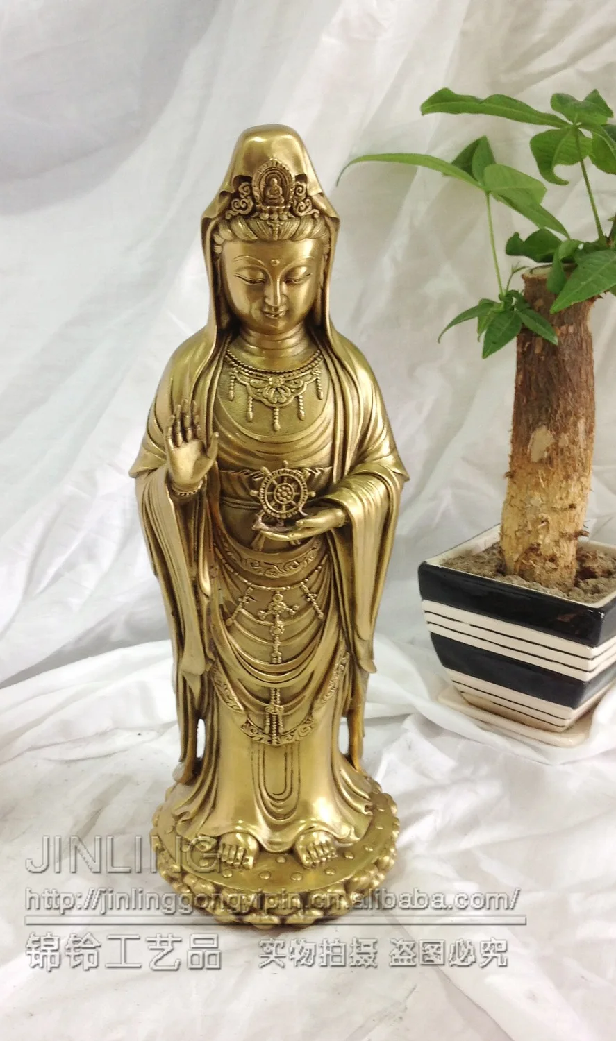 Chinese Religious Boutique Cooper Guanyin Bodhisattva Statue Brass Kwan-yin Figurine Home Fengshui Decor
Chinese Religious Boutique Cooper Guanyin Bodhisattva Statue Brass Kwan-yin Figurine Home Fengshui Decor