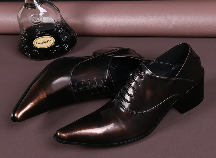 Personality Pointed High Trend Casual Shoes Gold High Heel Fashion Leather Men's Shoes
Personality Pointed High Trend Casual Shoes Gold High Heel Fashion Leather Men's Shoes