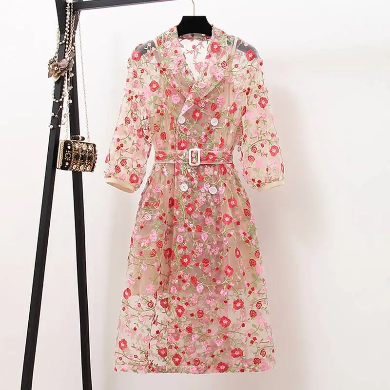 Flower Embroidery Overlay Trench Coat Women Double-breasted Notched Lantern Sleeve Belt Mesh Long Coat Outerwear Windbreaker
Flower Embroidery Overlay Trench Coat Women Double-breasted Notched Lantern Sleeve Belt Mesh Long Coat Outerwear Windbreaker