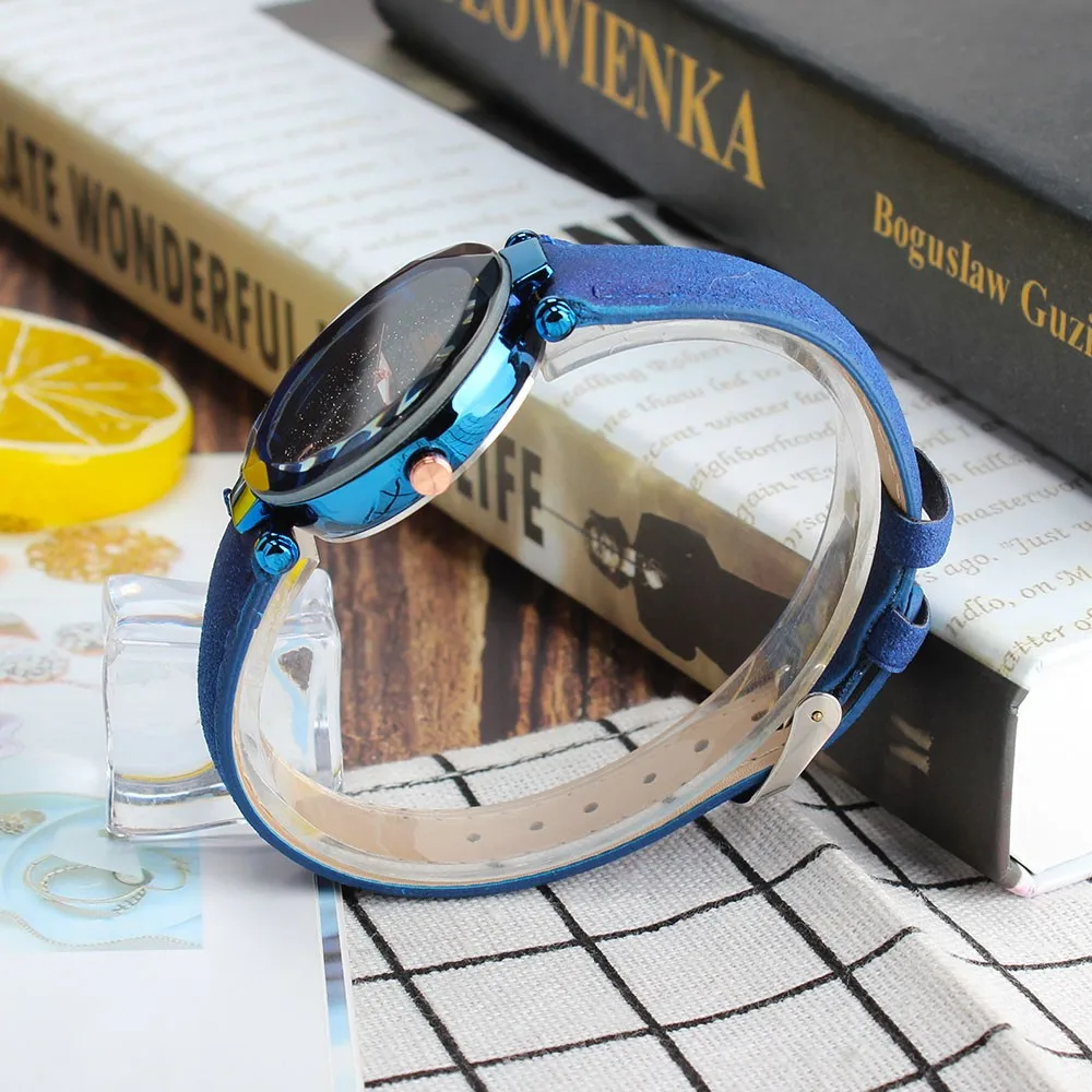Woman Wrist Watch Leather Band Analog Quartz ladies watches Fashion Round woman watch 2021 watches for women
Woman Wrist Watch Leather Band Analog Quartz ladies watches Fashion Round woman watch 2021 watches for women