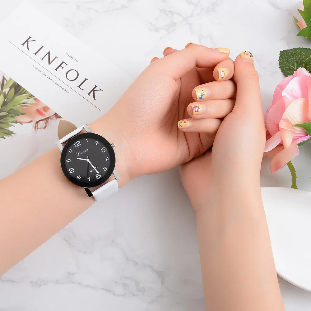 DISU Women's Wrist Watch Casual Quartz Leather Band Analog ladies watches fashion watch 2020 relogio feminino
DISU Women's Wrist Watch Casual Quartz Leather Band Analog ladies watches fashion watch 2020 relogio feminino