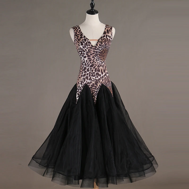 Professional Art Grade Modern Dress Waltz Dance Competition Costume long hem Dress escapulario holografico
Professional Art Grade Modern Dress Waltz Dance Competition Costume long hem Dress escapulario holografico