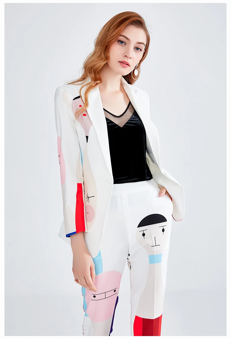Printed small suit autumn and winter 2020 early spring women's slim two-piece female royal sister suit foreign fashion
Printed small suit autumn and winter 2020 early spring women's slim two-piece female royal sister suit foreign fashion