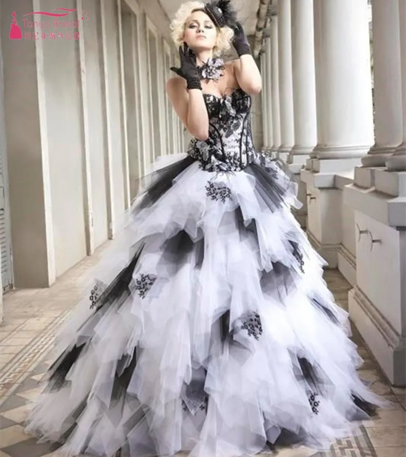 White And Black Vintage Ball Gown Wedding Dresses New Contrast Color Sweetheart Ruffles Birdal Dresses SS124
White And Black Vintage Ball Gown Wedding Dresses New Contrast Color Sweetheart Ruffles Birdal Dresses SS124