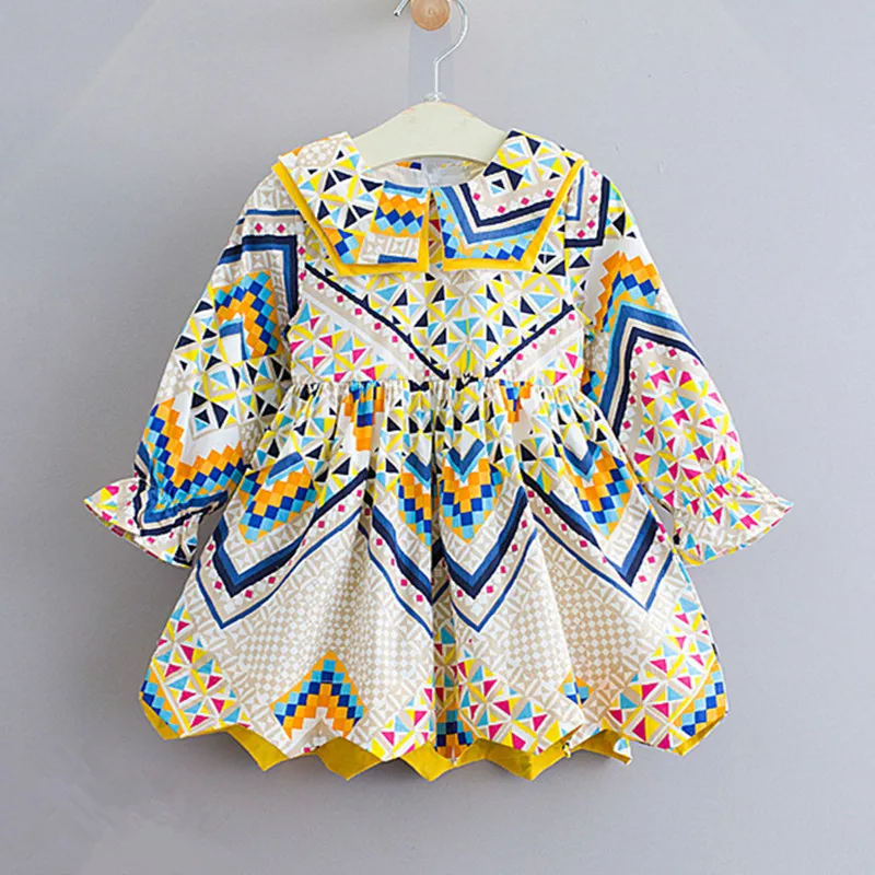 2023 Spring children girls new fashion bohemian style good long sleeve color print cotton dress 2-6 years !
2023 Spring children girls new fashion bohemian style good long sleeve color print cotton dress 2-6 years !