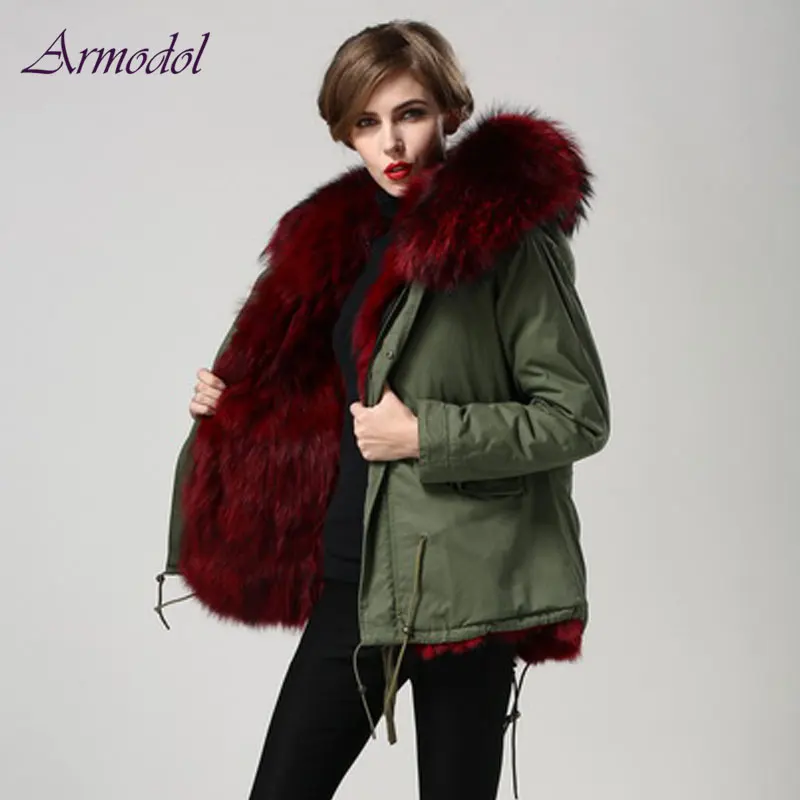 Winter New Style Fur Jacket Big Size Wind Coat With Big Raccoon Hood Real Fox Fur Jacket Factory Sale Women Parka
Winter New Style Fur Jacket Big Size Wind Coat With Big Raccoon Hood Real Fox Fur Jacket Factory Sale Women Parka