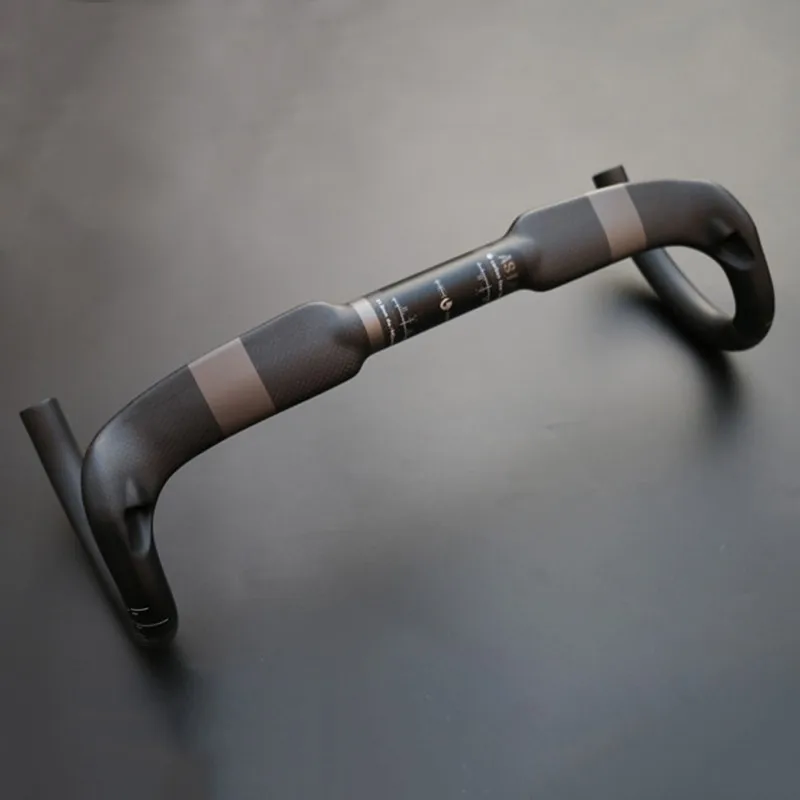 ASIACOM 3K Full Carbon Fibre Bicycle Handlebar Bent Bar Road Handlebar Gloss/Matte Bike Bent Bar Handlebar 31.8*400/420/440mm
ASIACOM 3K Full Carbon Fibre Bicycle Handlebar Bent Bar Road Handlebar Gloss/Matte Bike Bent Bar Handlebar 31.8*400/420/440mm