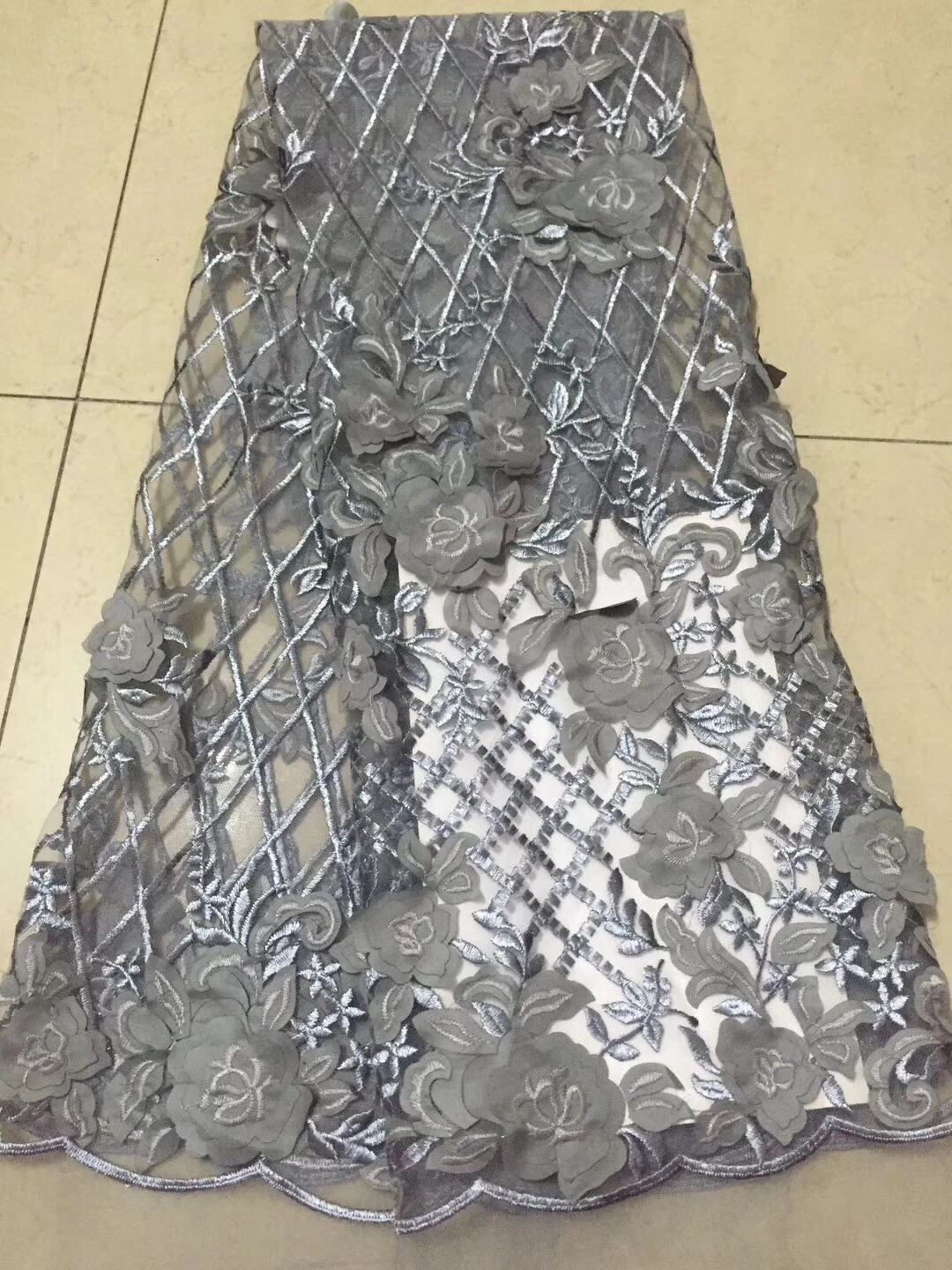 2018 African Laces Fabrics Embroidered Nigerian Guipure French Cord Lace Fabric High-quality Rose African French Net Lace Fabric
2018 African Laces Fabrics Embroidered Nigerian Guipure French Cord Lace Fabric High-quality Rose African French Net Lace Fabric