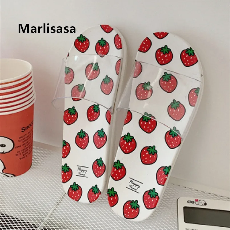 Women Classic High Quality Light Weight Strawberry Printed Slippers Lady Casual Comfortable Slippers Pantoufles Femmes G5315
Women Classic High Quality Light Weight Strawberry Printed Slippers Lady Casual Comfortable Slippers Pantoufles Femmes G5315