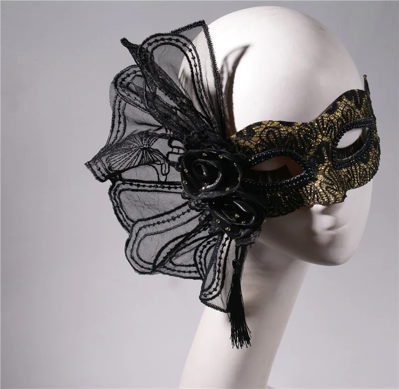 Golden Lace Side Flower Half Face Small Face Beauty Mask Ladies Party Banquet Party Adult Mask
Golden Lace Side Flower Half Face Small Face Beauty Mask Ladies Party Banquet Party Adult Mask