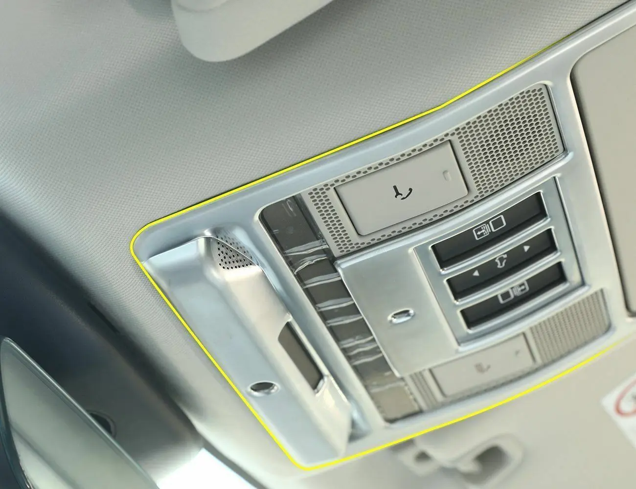 1 Pcs Chrome Car Roof Reading Lamp Frame Trim For Discovery 5 LR5 2017 Car Accessories
1 Pcs Chrome Car Roof Reading Lamp Frame Trim For Discovery 5 LR5 2017 Car Accessories