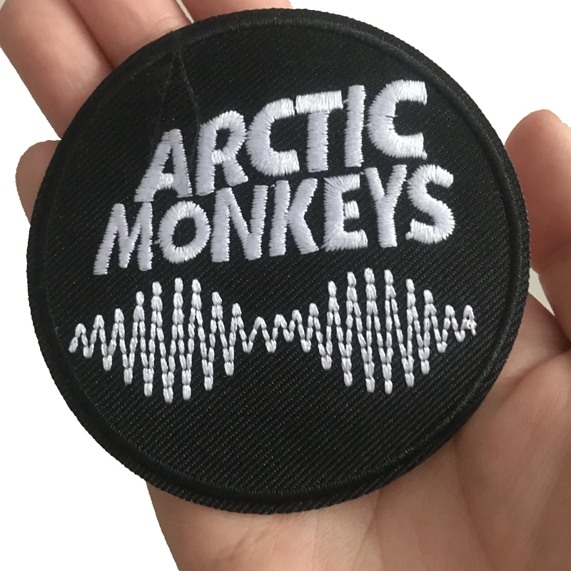 Круглый ARCTIC MONKEYS Вышитые заплаты для одежды с вышитой надписью и аппликацией