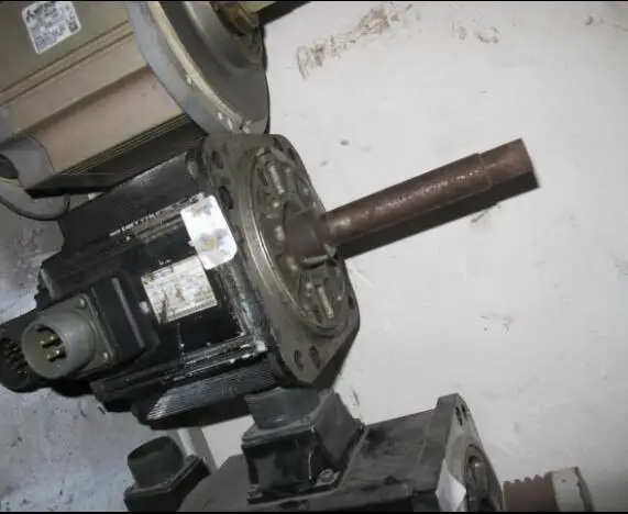 Servo motor SGMGH-09A2A-MQ11 , 90% appearance new ; 3 months warranty ; in stock, fast delivery
Servo motor SGMGH-09A2A-MQ11 , 90% appearance new ; 3 months warranty ; in stock, fast delivery