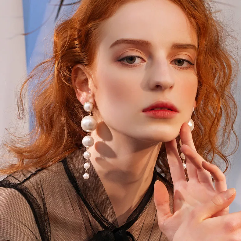 Trendy Elegant Created Big Simulated Pearl Long Earrings Pearls String Statement clip on earrings for women Wedding Party Gift
Trendy Elegant Created Big Simulated Pearl Long Earrings Pearls String Statement clip on earrings for women Wedding Party Gift