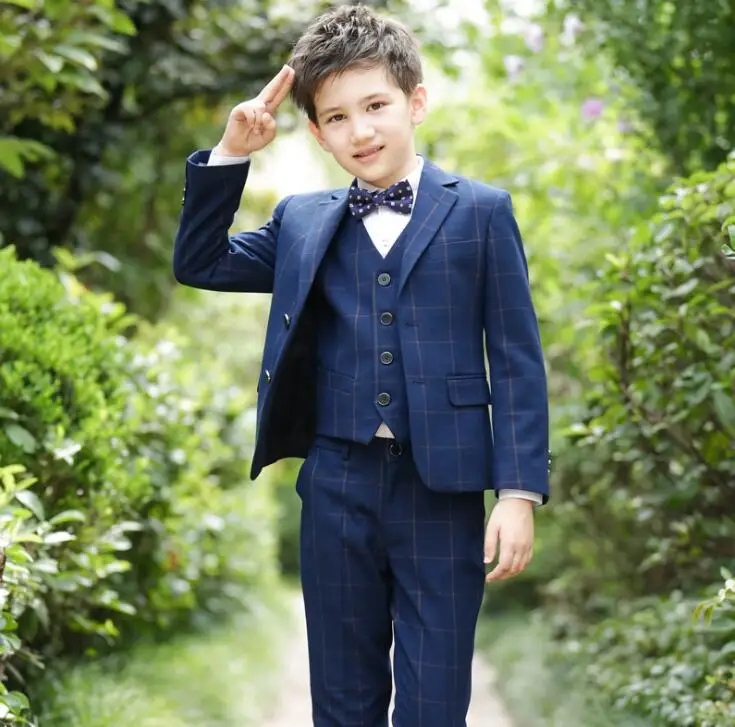 Boys Suits for Weddings Plaid Navy Blue boys wedding party suit Formal suit for boy kids wedding suits boy blazer 4pcs/set
Boys Suits for Weddings Plaid Navy Blue boys wedding party suit Formal suit for boy kids wedding suits boy blazer 4pcs/set
