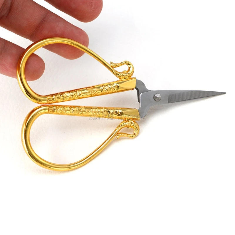 1PC Floral Scissors Stainless Steel European Vintage Sewing Shears DIY Tools Whosale&Dropship
1PC Floral Scissors Stainless Steel European Vintage Sewing Shears DIY Tools Whosale&Dropship