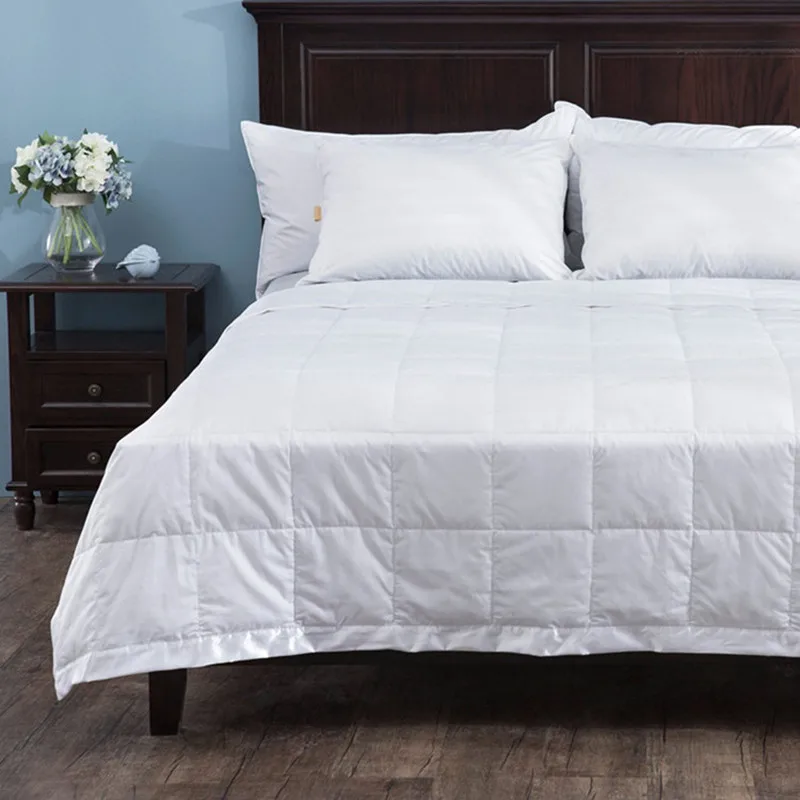 Twin 180X220CM Down Blanket with Satin Trim 230 Thread Count 100% cotton filled 550 fp white duck down 100gsm for summer
Twin 180X220CM Down Blanket with Satin Trim 230 Thread Count 100% cotton filled 550 fp white duck down 100gsm for summer