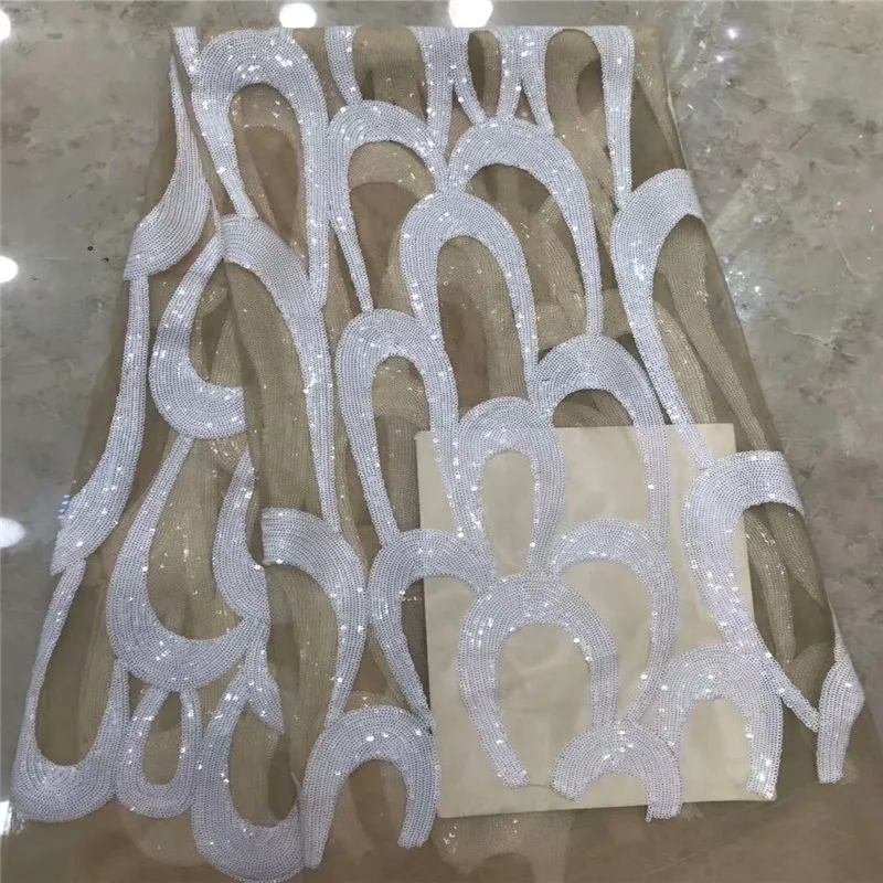 Latest 2019 Nigerian French Lace Fabric Embroidered Africa Tulle Mesh Lace Fabric High Quality African Tulle Lace Fabric j2-9
Latest 2019 Nigerian French Lace Fabric Embroidered Africa Tulle Mesh Lace Fabric High Quality African Tulle Lace Fabric j2-9