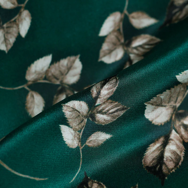 125cm Width Oxygen leaves silk Jian Hong crepe anti-crease silk fabric silk fabric mulberry silk garment fabric
125cm Width Oxygen leaves silk Jian Hong crepe anti-crease silk fabric silk fabric mulberry silk garment fabric