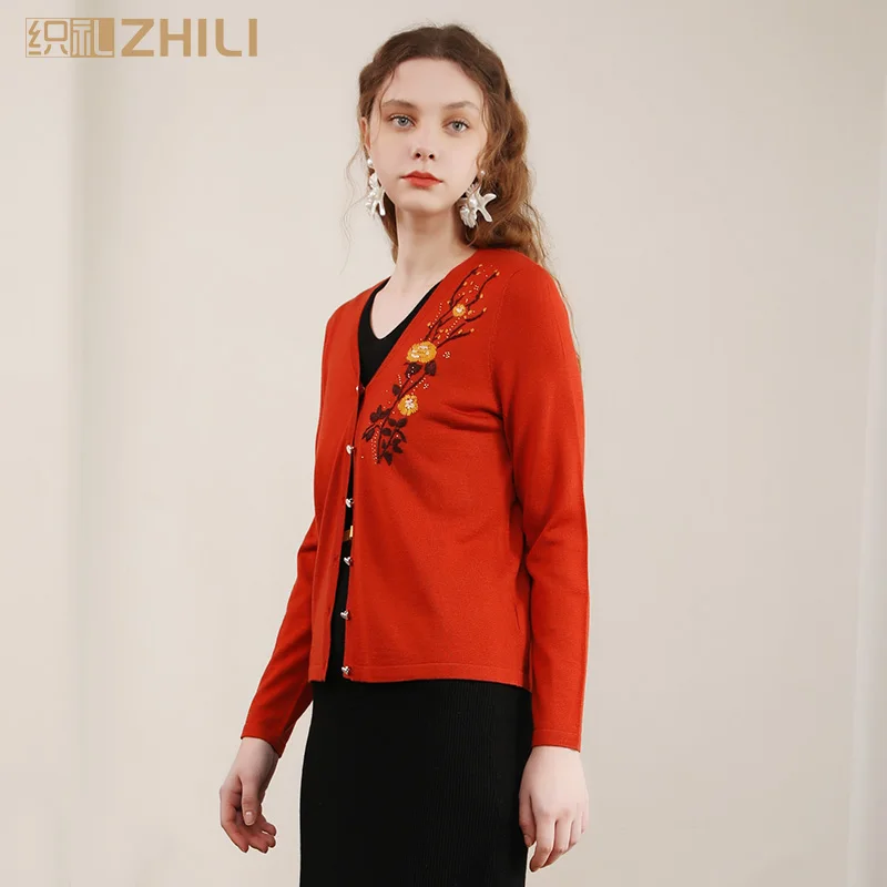 Women's V-Neck Button Down Long Sleeve Casual Beautiful Embroidery Cardigan Sweater Coat
Women's V-Neck Button Down Long Sleeve Casual Beautiful Embroidery Cardigan Sweater Coat