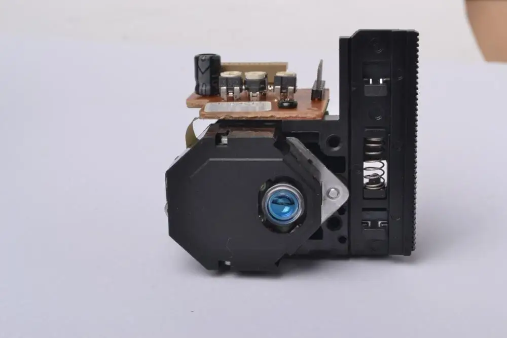 Оригинальная Замена для SONY MHC-5600 CD проигрывателя лазерной линзы Лазерная сборка MHC5600 оптический блок оптического приема
Оригинальная Замена для SONY MHC-5600 CD проигрывателя лазерной линзы Лазерная сборка MHC5600 оптический блок оптического приема