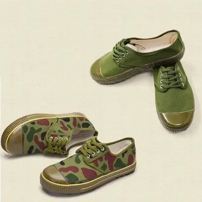 New labor protection shoes men and women non-slip canvas shoes strong breathable farmland engineering soldiers soft shoes
New labor protection shoes men and women non-slip canvas shoes strong breathable farmland engineering soldiers soft shoes