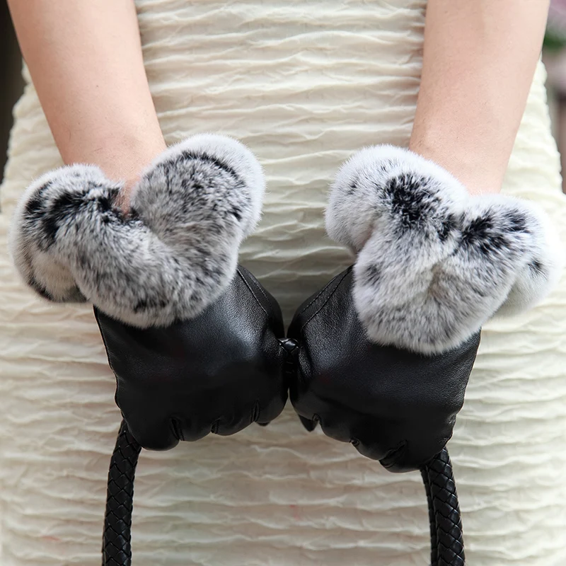 Genuine Sheep Leather Gloves High Quality Leather Gloves Long Fingers with Grey Rex Rabbit Fur Cuffs Womens Luxury Party Warm
Genuine Sheep Leather Gloves High Quality Leather Gloves Long Fingers with Grey Rex Rabbit Fur Cuffs Womens Luxury Party Warm