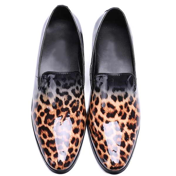 Handmade Leopard Patent Leather Slip On Men Loafers Casual Shoes Shinny Round Toe Printing Red Bottom Men Flat Shoes Moccasin
Handmade Leopard Patent Leather Slip On Men Loafers Casual Shoes Shinny Round Toe Printing Red Bottom Men Flat Shoes Moccasin