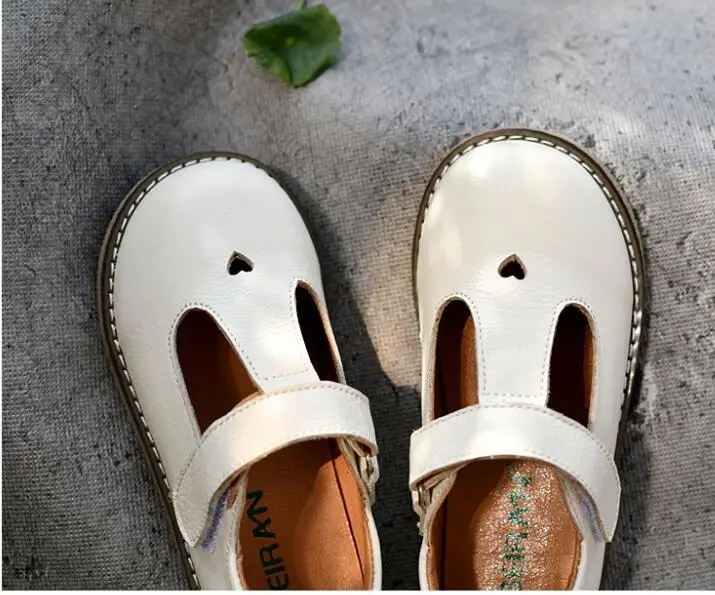Children's shoes 2019 new leather girls hollow love single shoes princess shoes tide Korean version of the performance shoes
Children's shoes 2019 new leather girls hollow love single shoes princess shoes tide Korean version of the performance shoes