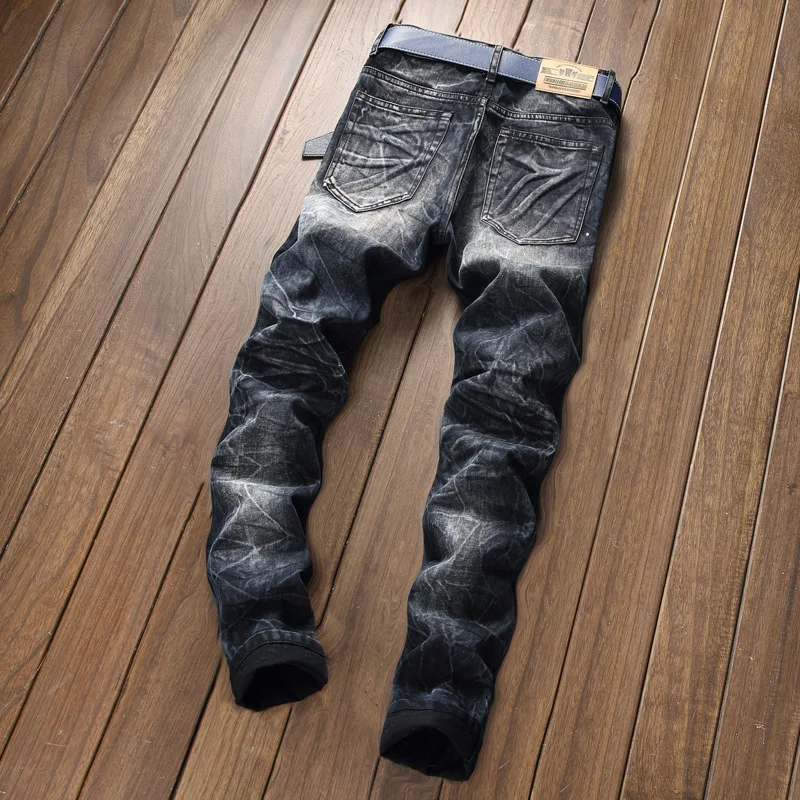 New Brand Fashion Designer Straight Jeans Mens 2019 Spring Summer Retro Trend Ripped Hole Cotton Jeans Plus Size
New Brand Fashion Designer Straight Jeans Mens 2019 Spring Summer Retro Trend Ripped Hole Cotton Jeans Plus Size