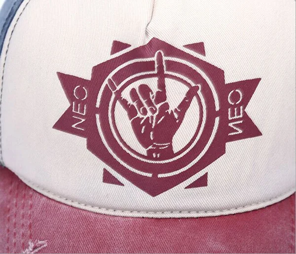 Korean version of men and women is prevented bask in hat fashion spring autumn lovers ILOVEYOU gestures baseball cap
Korean version of men and women is prevented bask in hat fashion spring autumn lovers ILOVEYOU gestures baseball cap