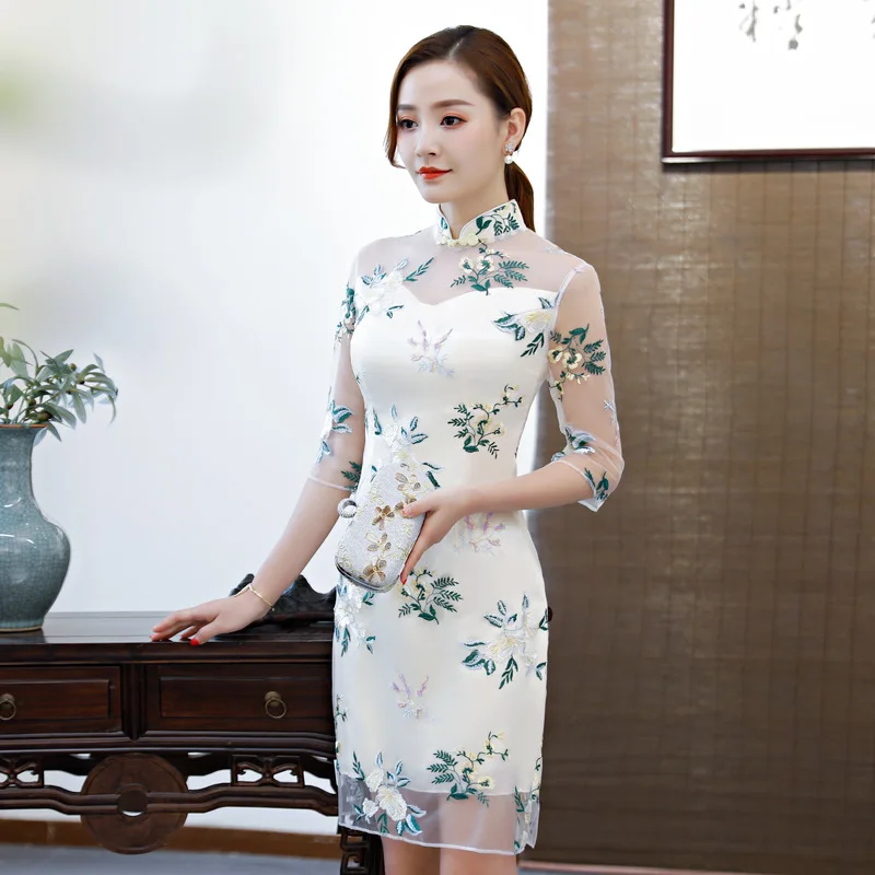 U-SWEAR 2020 New Arrival Bridesmaid Dresses Short Creme Cheongsam Embroidery Illusion High Waist Mini Dress Elegant Bridesmaid
U-SWEAR 2020 New Arrival Bridesmaid Dresses Short Creme Cheongsam Embroidery Illusion High Waist Mini Dress Elegant Bridesmaid
