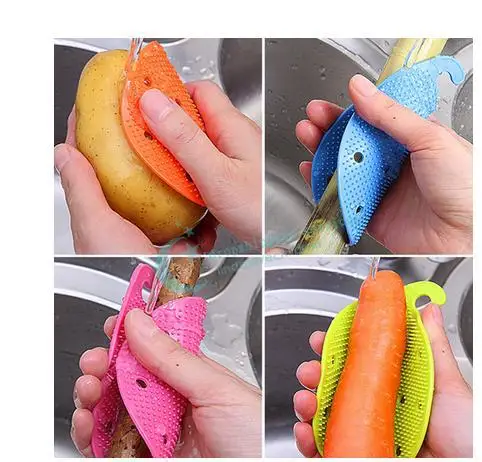 Kitchen Accessories Fruit Vegetable Cleaning Brush Carrot/Potato Peeler Hanging Cooking Tools
Kitchen Accessories Fruit Vegetable Cleaning Brush Carrot/Potato Peeler Hanging Cooking Tools