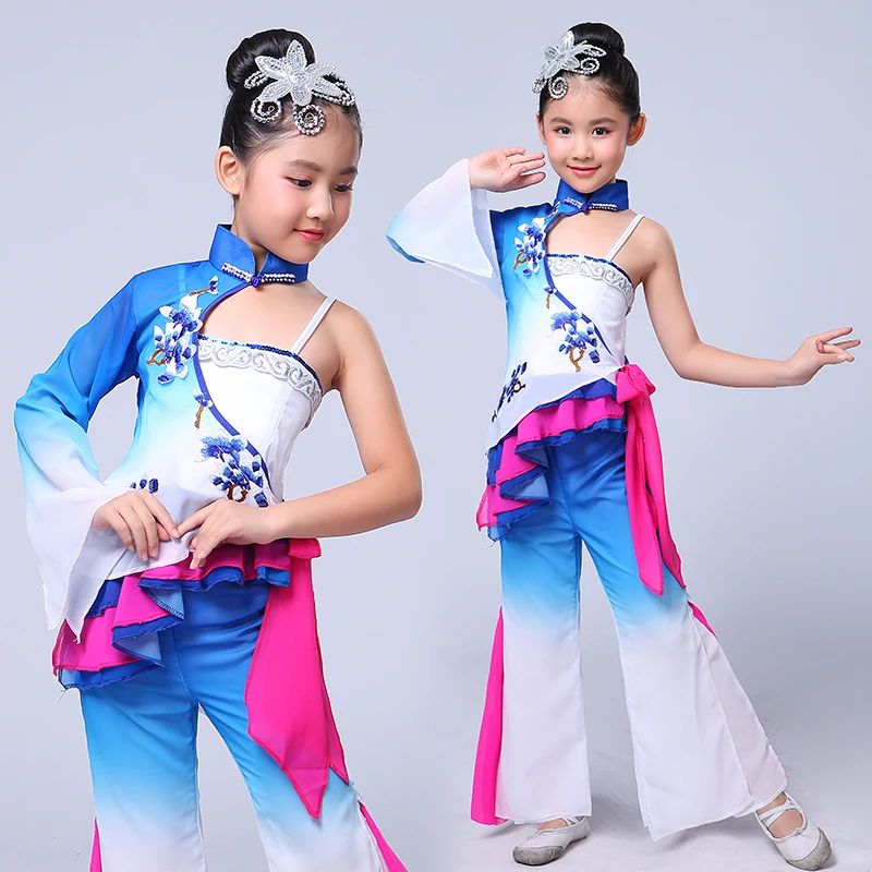 Hanfu/китайские народные танцевальные костюмы для девочек; Детский костюм для китайского традиционного танца; классическая Одежда для танцев
Hanfu/китайские народные танцевальные костюмы для девочек; Детский костюм для китайского традиционного танца; классическая Одежда для танцев