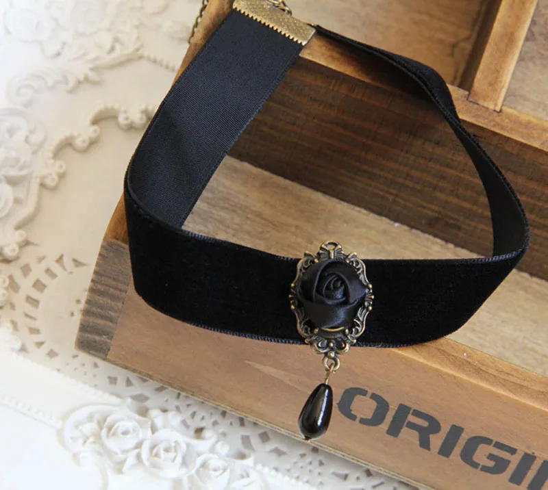 JINSE NEC102 Gothic jewelry black rose necklace & pendant false collar handmade jewelry accessories choker necklaces for women
JINSE NEC102 Gothic jewelry black rose necklace & pendant false collar handmade jewelry accessories choker necklaces for women