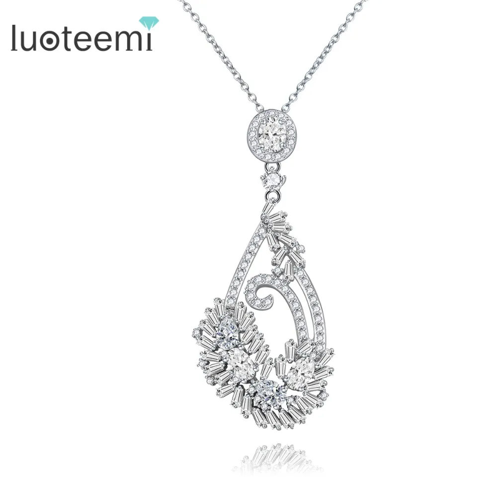 LUOTEEMI New Elegant White Gold-Color Flower Shape Pendant Strip Cubic Zircon Necklace Charming Jewelry for Women Wedding Party
LUOTEEMI New Elegant White Gold-Color Flower Shape Pendant Strip Cubic Zircon Necklace Charming Jewelry for Women Wedding Party
