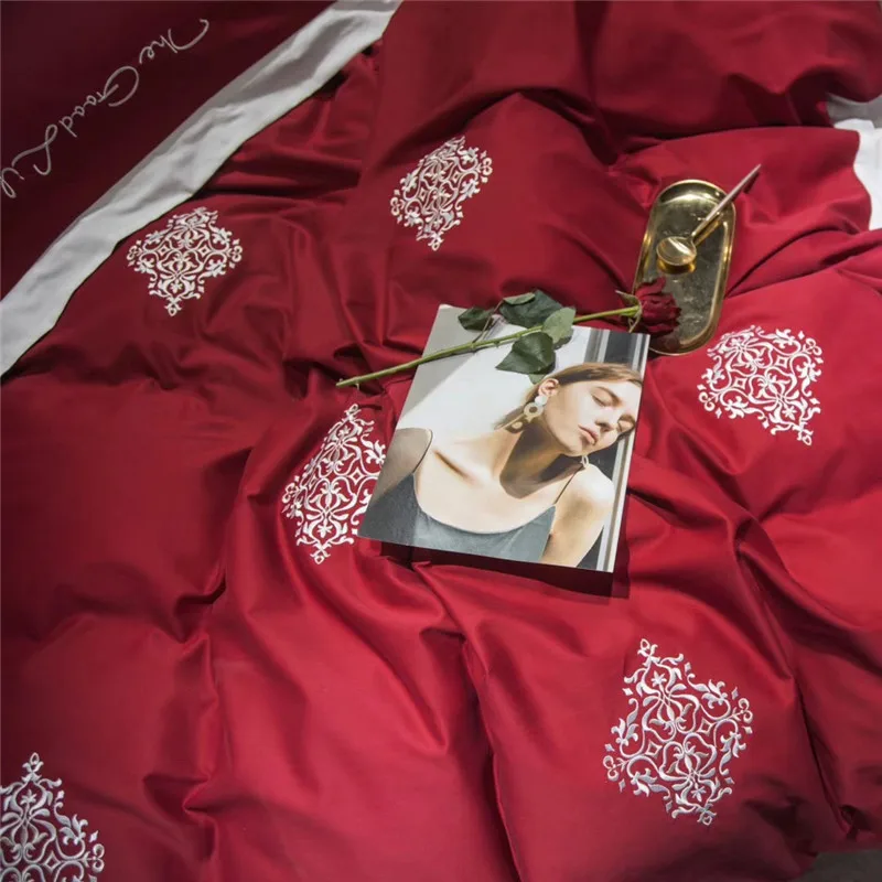 Elegant embroidery Duvet Cover Sets cotton Bedding set King queen Size,Quilt cover Sheet Set Bedroom Bedding Bed Linen
Elegant embroidery Duvet Cover Sets cotton Bedding set King queen Size,Quilt cover Sheet Set Bedroom Bedding Bed Linen