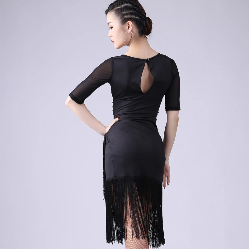Latin Dance Dress Lady Black Short Sleeve V Neck Fringe Skirt Salsa Tango Samba Cha Cha Dancing Performance Wear Women DNV11646
Latin Dance Dress Lady Black Short Sleeve V Neck Fringe Skirt Salsa Tango Samba Cha Cha Dancing Performance Wear Women DNV11646