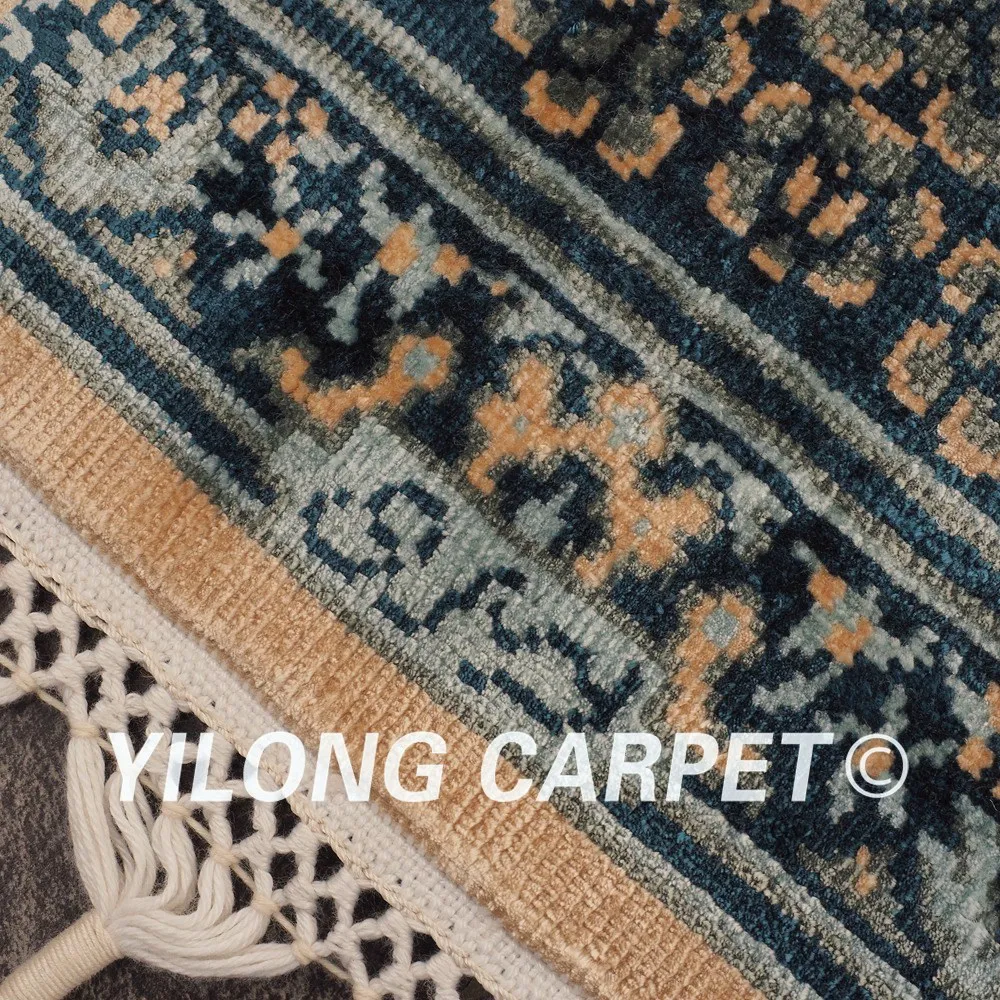 Yilong 3.5'x5.2' Luxury Blue Floral Hand Knotted Pure Silk Persian Oriental Rug (CQG06A3.5x5.2)
Yilong 3.5'x5.2' Luxury Blue Floral Hand Knotted Pure Silk Persian Oriental Rug (CQG06A3.5x5.2)