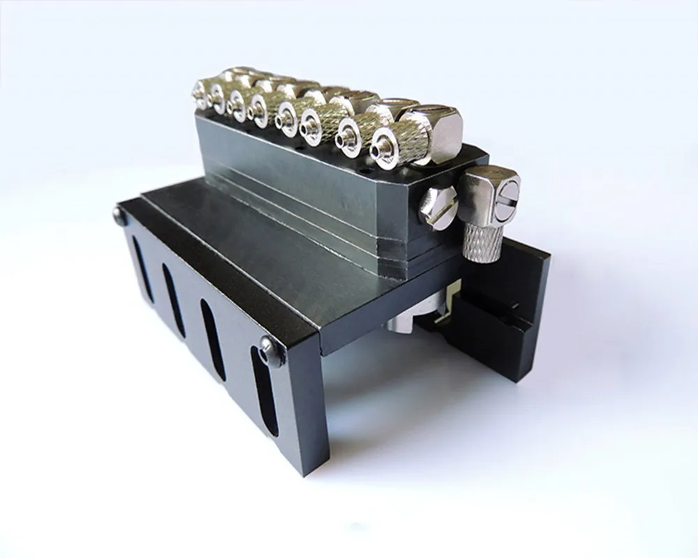 Directional control multi-way valve Tractor Excavator Forklift trailer Truck 1/14 Tamiya 4wd 8X8 6X6 scania R620 56323 MAN tgx
Directional control multi-way valve Tractor Excavator Forklift trailer Truck 1/14 Tamiya 4wd 8X8 6X6 scania R620 56323 MAN tgx