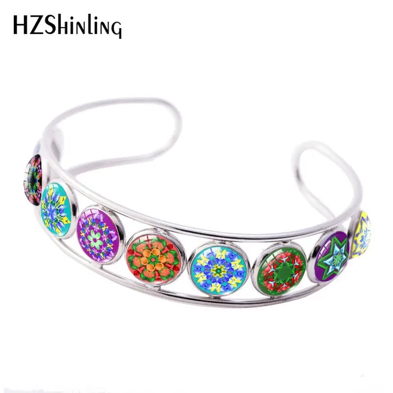 2019 Новый калейдоскоп искусство регулируемые браслеты с цветочным узором класс ювелирных изделий браслет ручной работы Мандала
2019 Новый калейдоскоп искусство регулируемые браслеты с цветочным узором класс ювелирных изделий браслет ручной работы Мандала