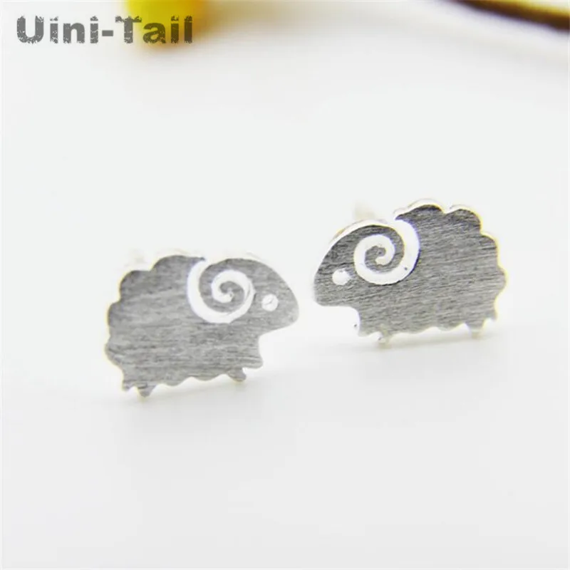 Uini-Tail hot new 925 sterling silver cute brushed sheep earrings Korean fashion trend hypoallergenic high quality jewelry
Uini-Tail hot new 925 sterling silver cute brushed sheep earrings Korean fashion trend hypoallergenic high quality jewelry