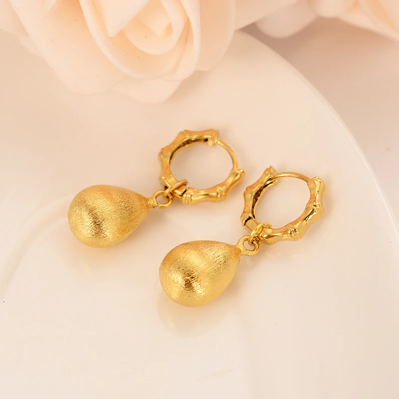 Bangrui gold beads Heart Earring For Girls/Ladies Birthday Gift Trendy Gold Color Engagement /Wedding Bands Promise Earring
Bangrui gold beads Heart Earring For Girls/Ladies Birthday Gift Trendy Gold Color Engagement /Wedding Bands Promise Earring